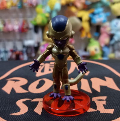 Golden Freezer Gashapon 6cm Figura Dragon Ball 02