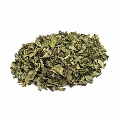 Menta en hojas