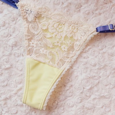 Tanga Tiffany lima