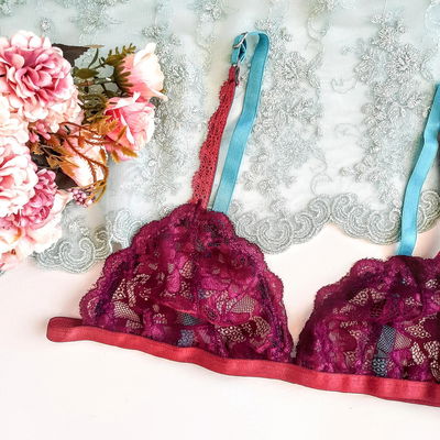 Conjunto Puntilla Bordó