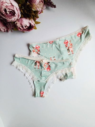 Vedetina en morley nenitos