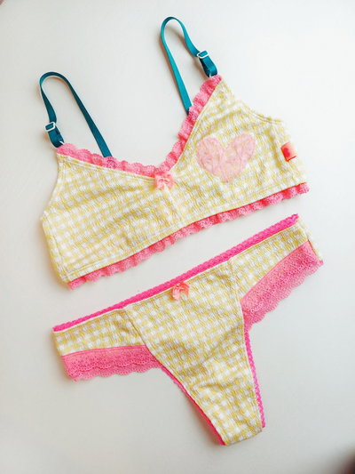 Conjunto CUORE cuadrille amarillo (edición super limitada)