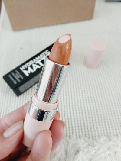 Avon Hydramatic Matte Lápiz Labial - Makeup+Care