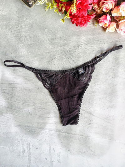 Tanga TIFFANY modal negro