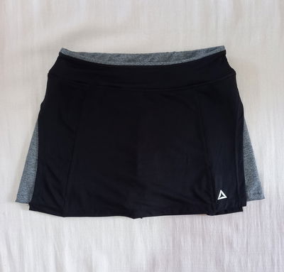 POLLERA CON SHORT combinada