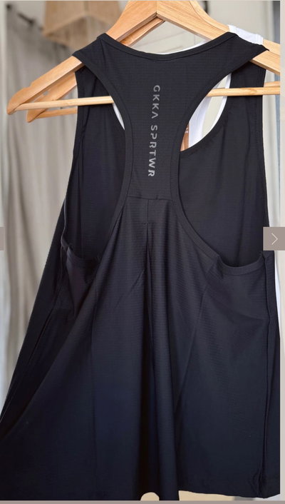 MUSCULOSA SOFI NEGRA.