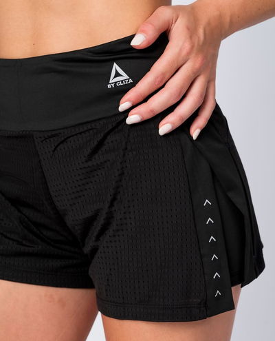 SHORT CON CALZA CAILIN NEGRO