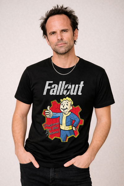 Remera Fallout efecto gastado