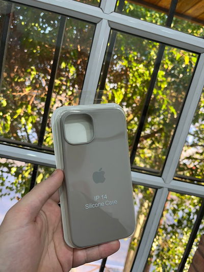 Silicone Case iPhone 14 Gris