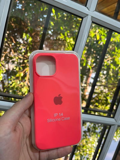 Silicone Case iPhone 14 Coral