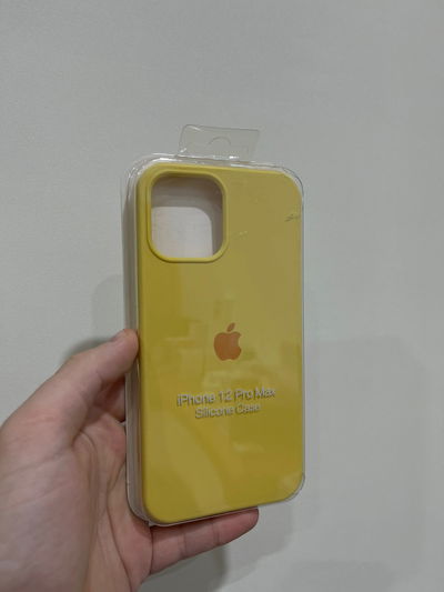 Silicone Case iPhone 12 Pro Max Amarillo Claro
