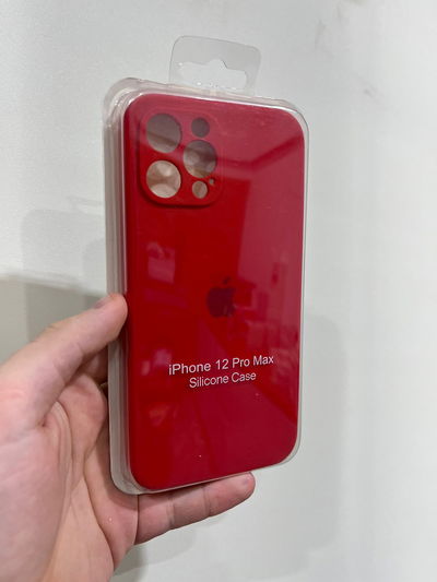 Silicone Case Con Cubre Cámara iPhone 12 Pro Max Rojo