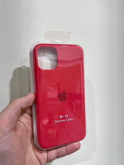 Silicone Case iPhone 11 Rojo Claro