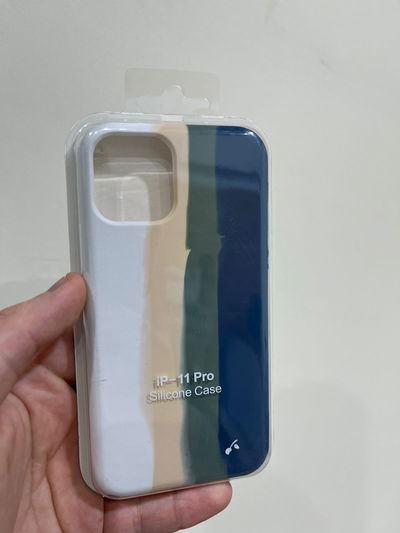 Silicone Case iPhone 11 Pro Rainbow