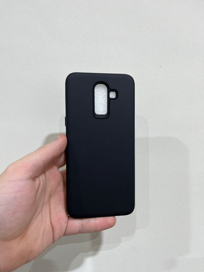 Samsung J8  TPU D 30 2 EN 1  SUAVE
