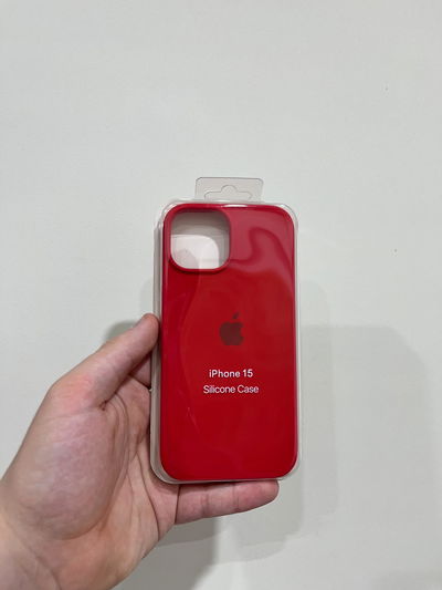 Silicone Case iPhone 15 Rojo