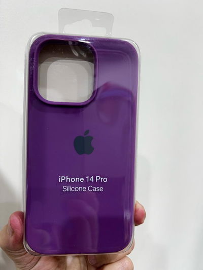 Silicone Case iPhone 14 Pro Lila Oscuro