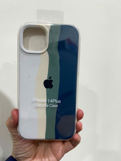 Silicone Case iPhone 14 Plus Rainbow