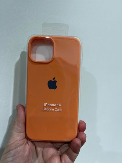 Silicone Case iPhone 14 Damasco 3