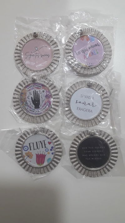 Porta Sahume. Metal Red. Frases Est.