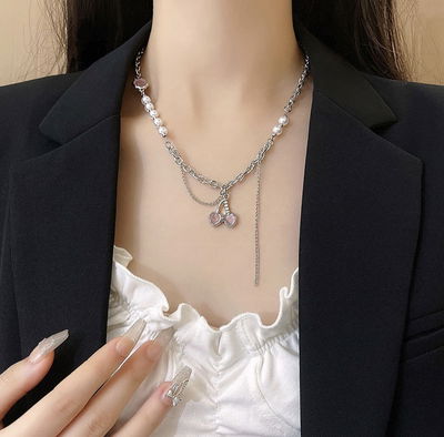 Colgante de Cereza con perlas