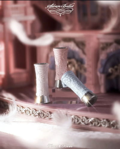 Glaseado  de labios serie swan ballet de Flower knows