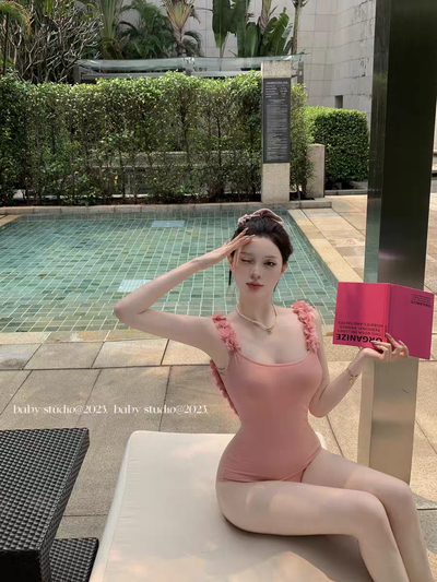 Malla enteriza con espalda descubierta color rosa