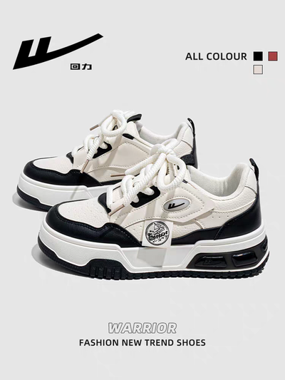 Zapatillas de estilo urbano con base robusta color blanco con negro 