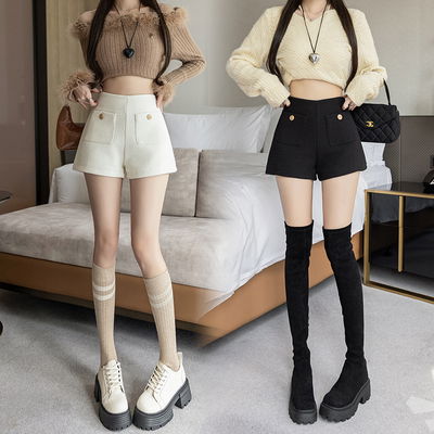 Short Tweed “Paris Chic”