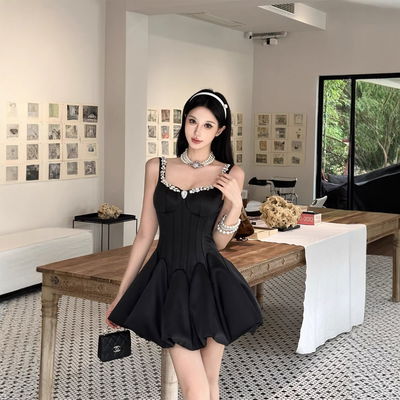 Vestido Gala Noir Satinado con Aplicaciones de Pedrería