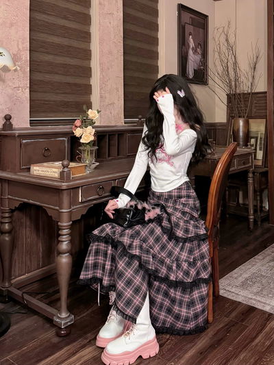 Pollera Maxi Cuadrillé Rosa y Negro con Volados y Encaje