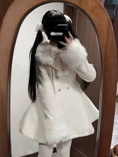Tapado estilo lolita color blanco con peluchito desmontable 
