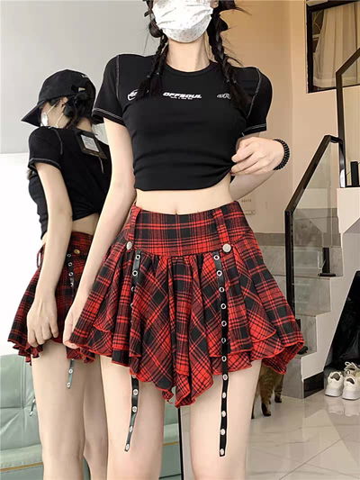 Pollera cuadrillé roja con negro