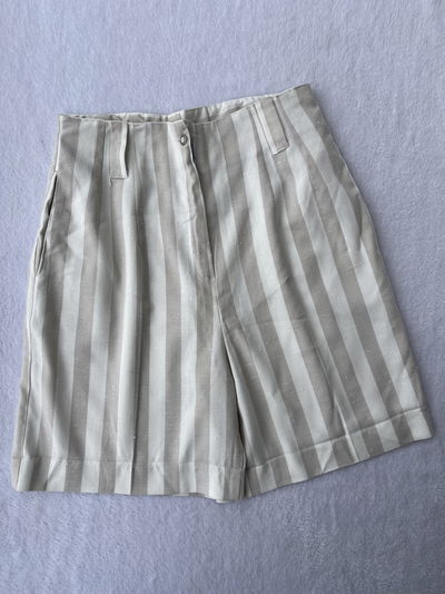 short sastrero de verano