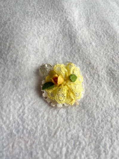 chuflo flores amarillas