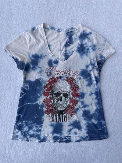 y2k skull batik tee