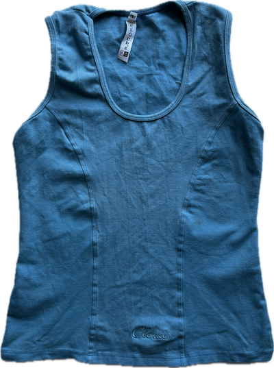 clouds 00s sport top