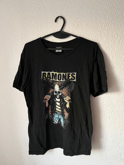 tee ramones