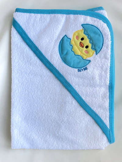 Toallon bordado pollito