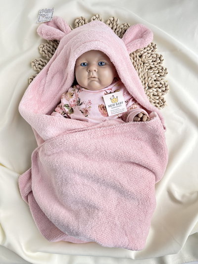 Manta plush con gorrito 