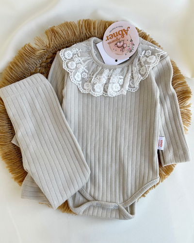 Conjunto body y pantalón