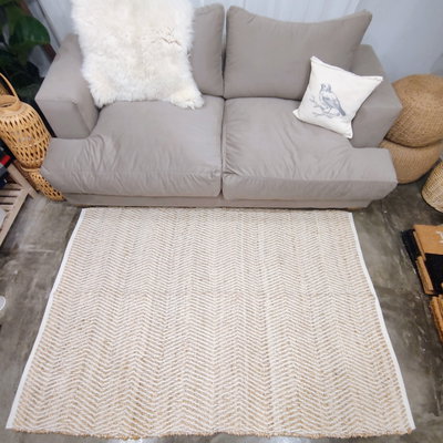 Alfombra de yute con algodón zig zag 120 x 180 cm