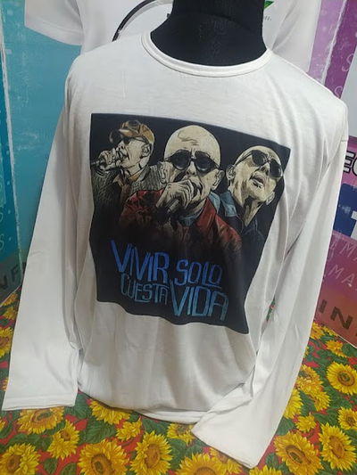 Remera CIS poliéster mangas largas INDIO SOLARI