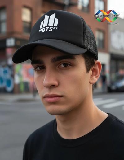 Gorra Trucker estampada - Diseño  BTS