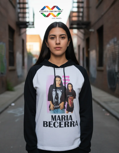 Remera CIS poliéster mangas largas con capucha María BECERRA