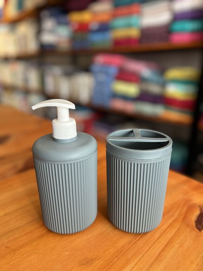 Set dispenser + portacepillo pvc