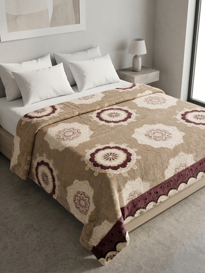 Manta liviana estampada