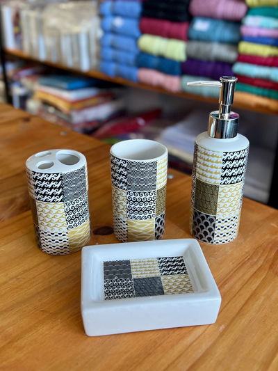 Set de cerámica 4 pcs