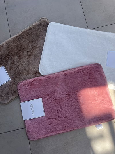Alfombra de piel premium