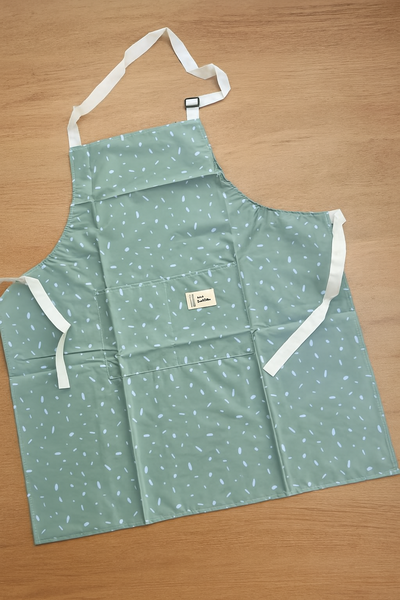 Delantal pvc pintitas